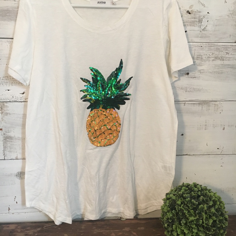 Classic Sequined Pineapple T shirt